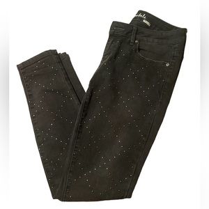 Used women Aeropostale black jeans size 6